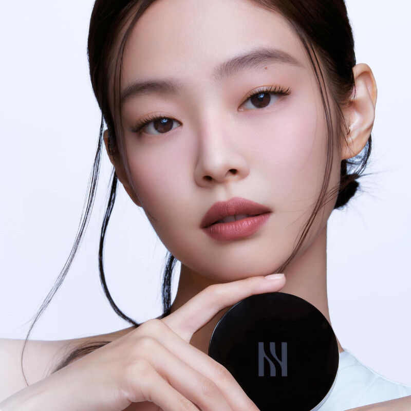 JENNIE for HERA Beauty documents 1