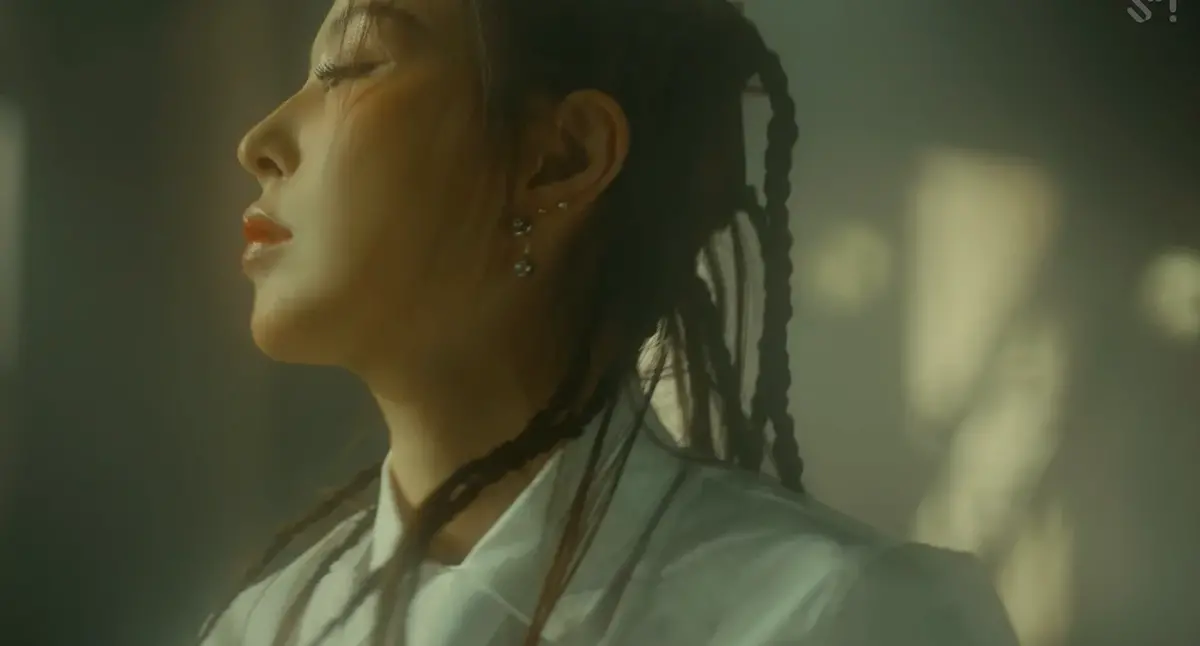 BoA Makes First Comeback In 2 Years With "Forgive Me" M/V