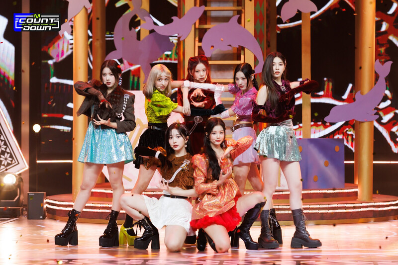 220922 NMIXX - 'DICE' & 'COOL (Your rainbow)' at M COUNTDOWN documents 1