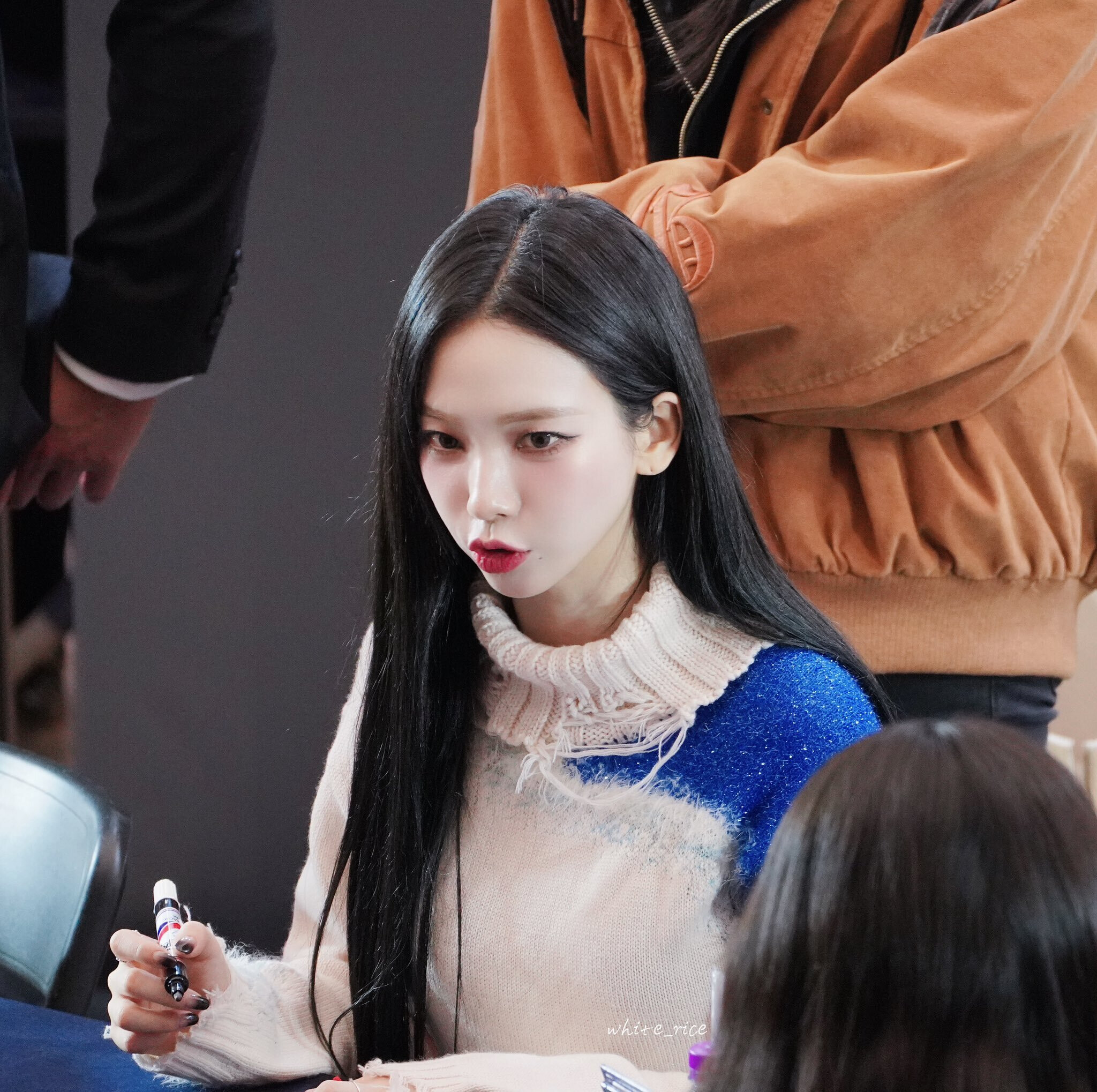 231118 aespa Karina - SMTOWN &STORE Fansign Event | kpopping