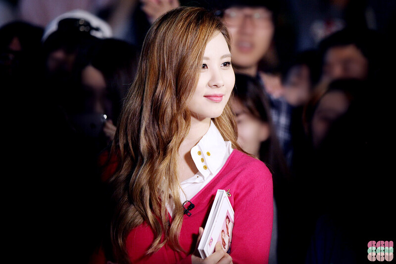 140926 Girls' Generation Seohyun at Guerilla Date documents 3