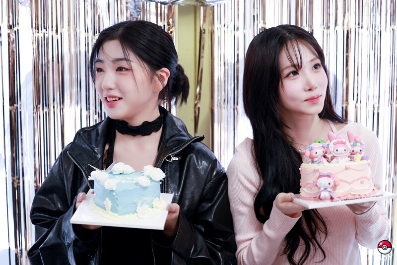 241013 tripleS NaKyoung & SoHyun at their Birthday Event documents 2