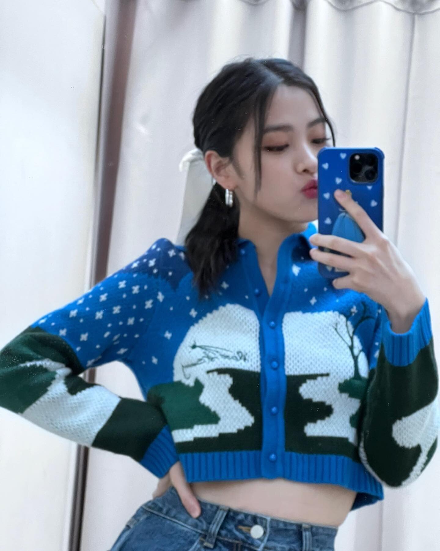 February 26, 2022 ITZY Instagram Update - Ryujin | Kpopping