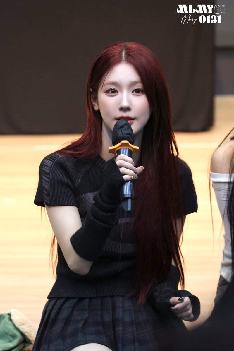 240203 (G)I-DLE Miyeon - SOUNDWAVE Fansign Event documents 2