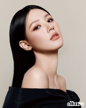 MIYEON x LAURA MERCIER for Allure Korea - October 2023 Issue