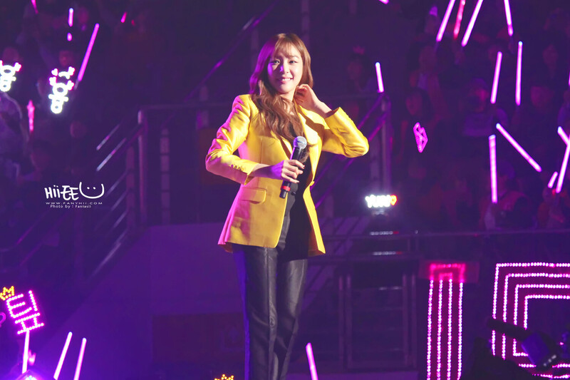 141121 Girls' Generation Tiffany at GG FM in Nanjing documents 12