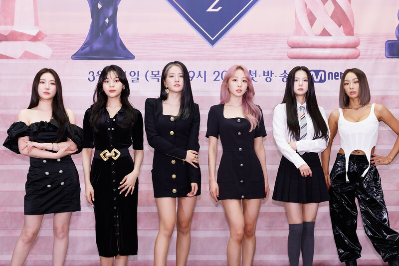 220330 Minyoung, Umji, Exy, Yves, Yujin & Hyolyn - Queendom 2 - Press Conference documents 3