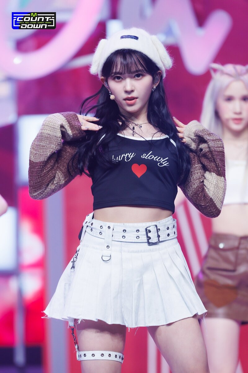 230413 Kep1er Mashiro - 'Giddy' & 'Back to the City' at M COUNTDOWN documents 5