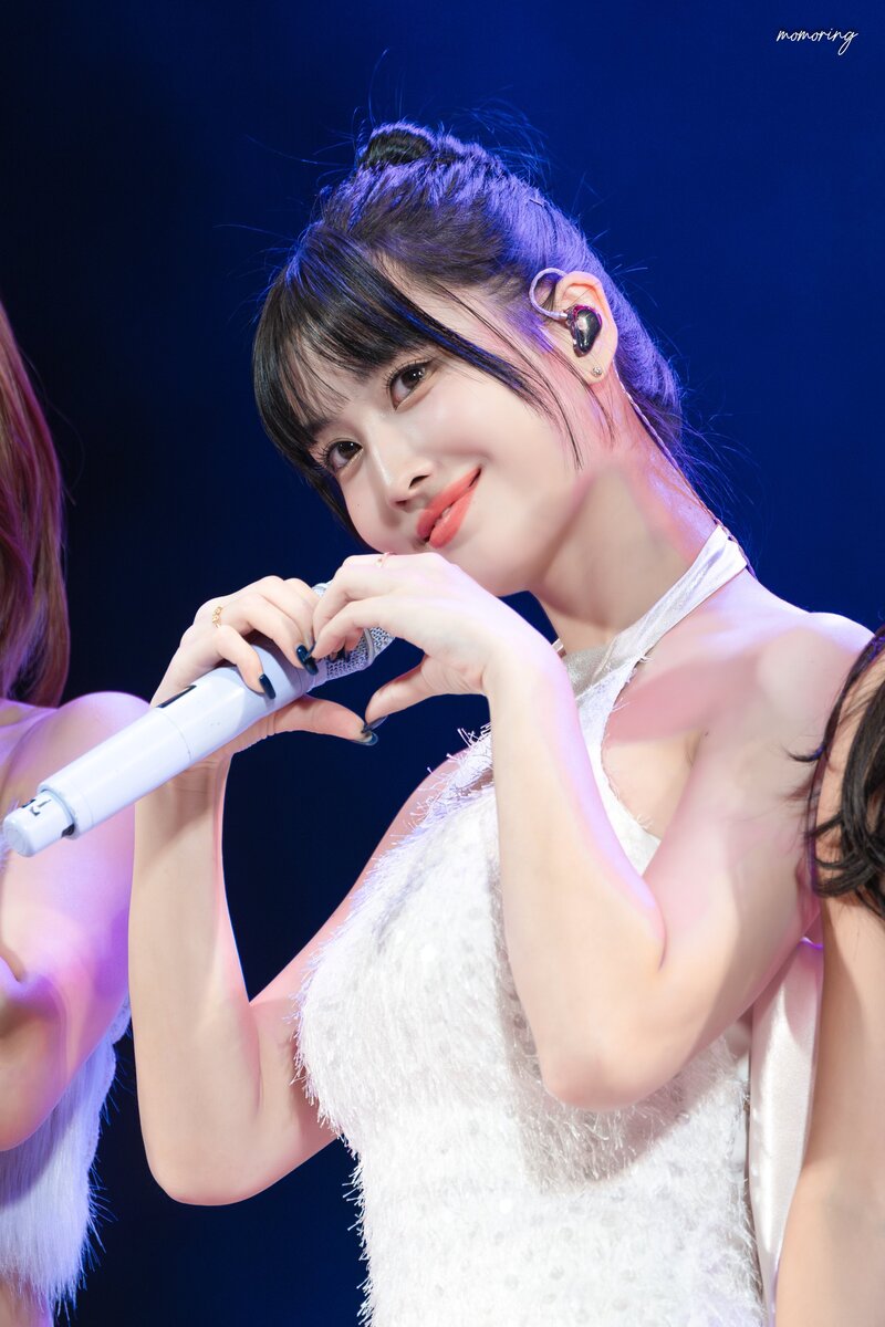231014 TWICE Momo - Lotte Duty Free All Night Party documents 1