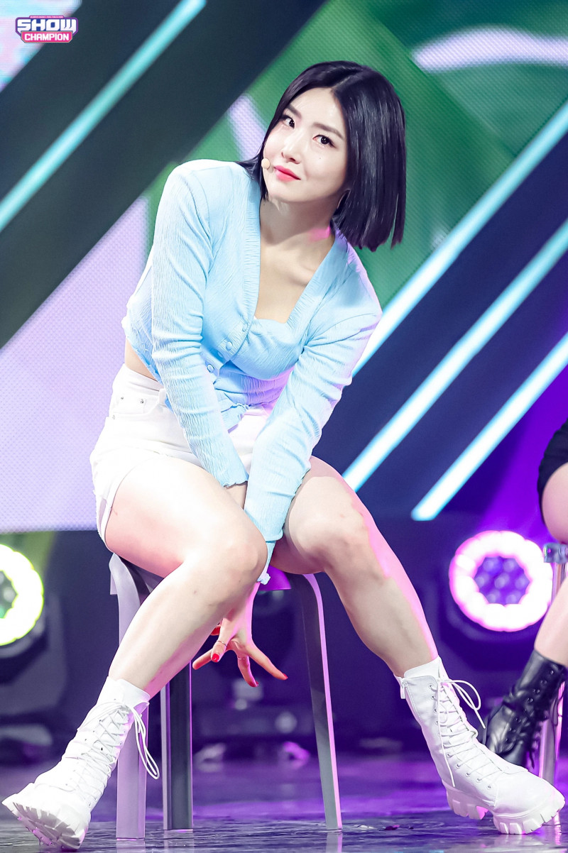 210317 Brave Girls - Rollin' at Show Champion documents 19