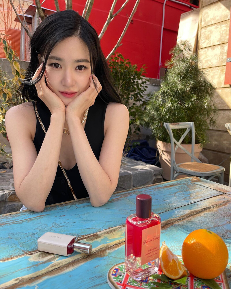 220408 Tiffany Young Instagram Update documents 4