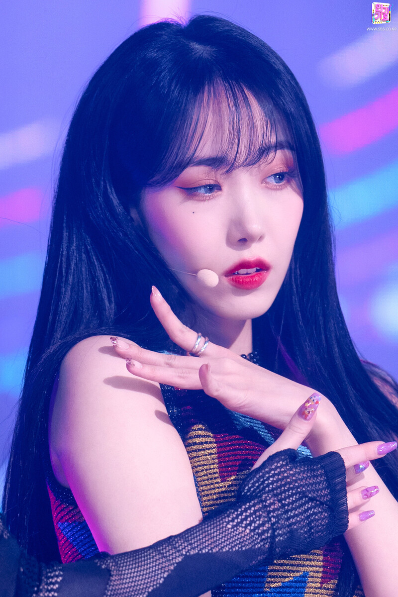 220227 VIVIZ Sinb - 'BOP BOP!' at Inkigayo documents 12