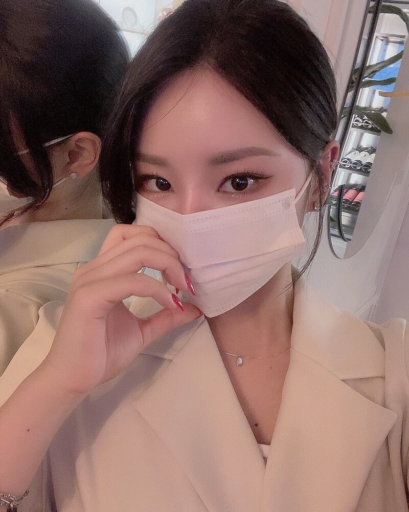 220518 SeeA Instagram Update documents 1