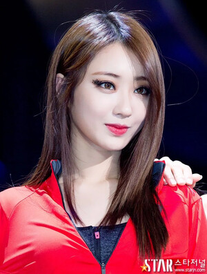 160202 9Muses Kyungri