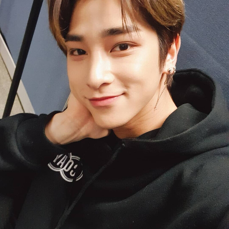 200223 Hangyul Instagram Update documents 1