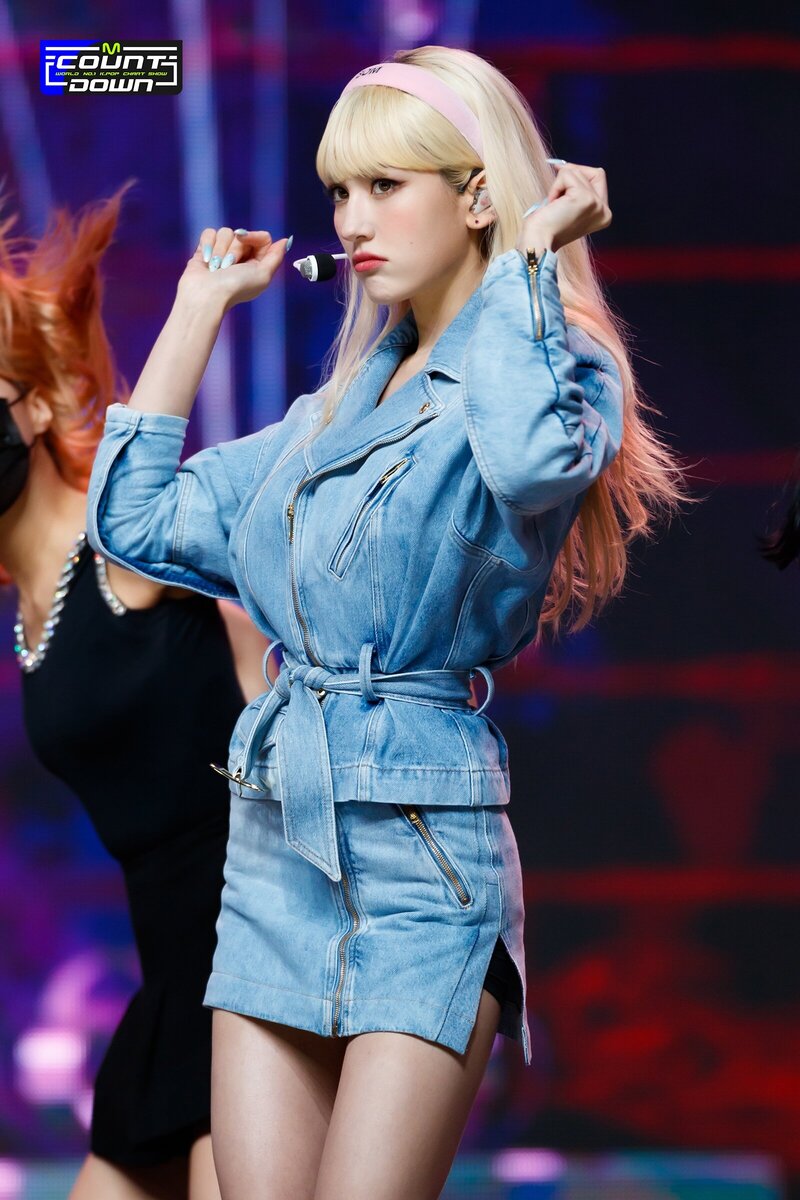 211111 SOMI - 'XOXO' at M Countdown documents 11