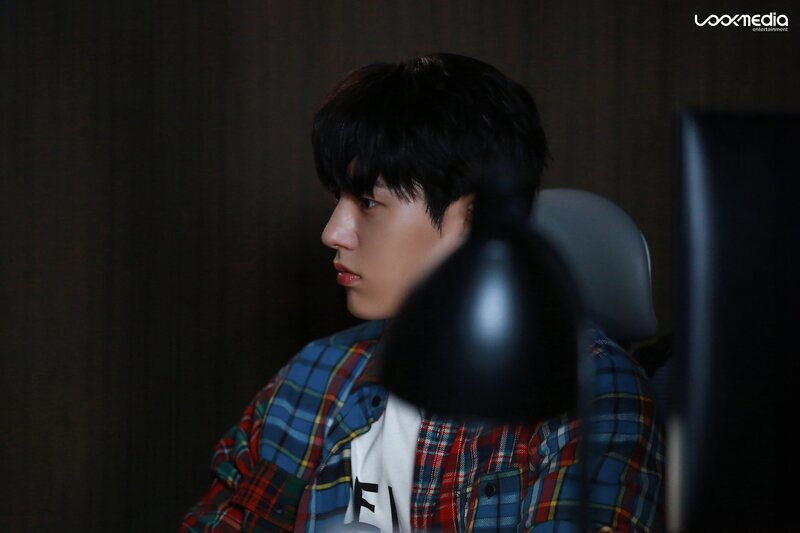 240125 - Naver - L - Starting Over MV Behind Photos documents 4