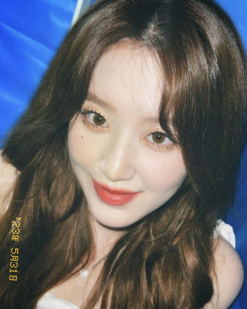 230531 (G)I-DLE Shuhua Instagram Update documents 10