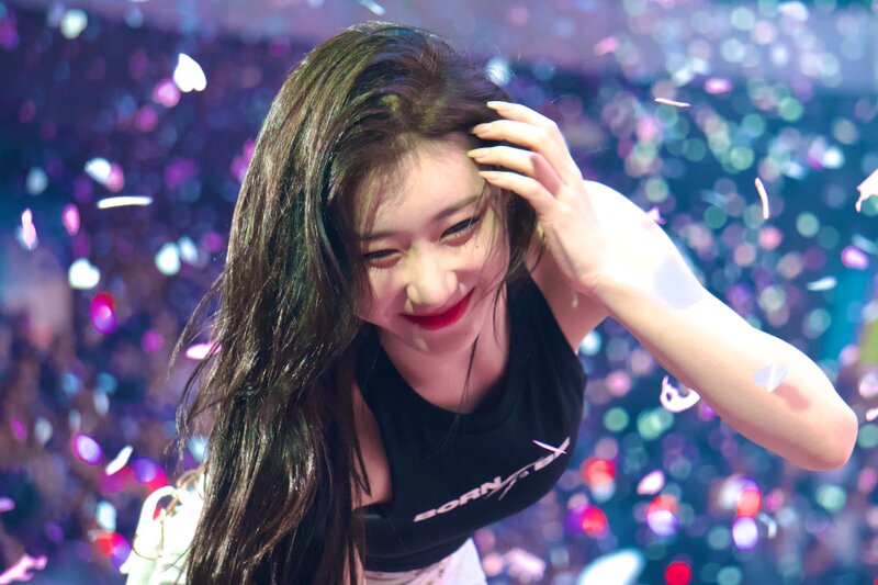 240225 ITZY Chaeryeong - <BORN TO BE> in Seoul documents 1