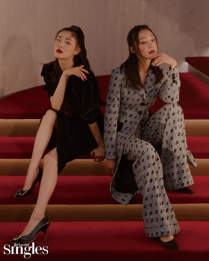 Apink EUNJI for Singles Magazine December 2021 Issue documents 2