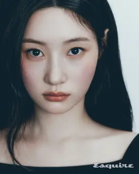 Jung ChaeYeon for Esquire Korea November 2024 Issue