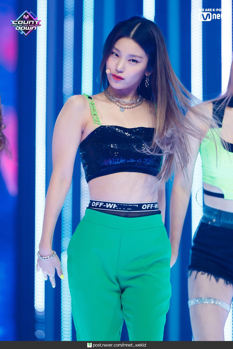 190822 ITZY - 'ICY' at M COUNTDOWN documents 6