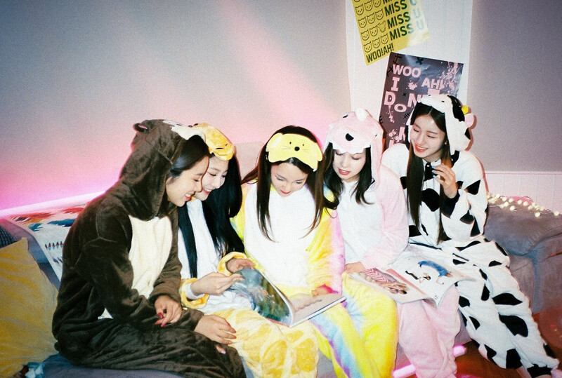 210124 WOOAH twitter update documents 3