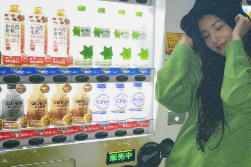 221112 Kwon Eunbi Instagram Update documents 4