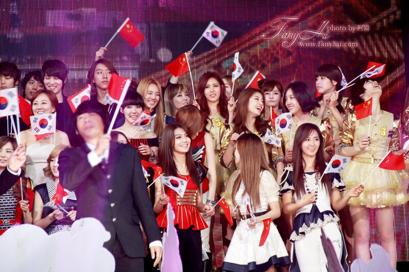 111108 Girls' Generation at Korea-China Festival documents 15