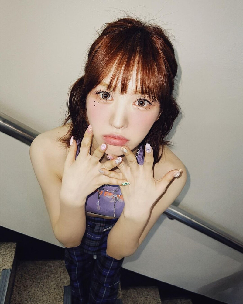 221209 RED VELVET Wendy Instagram Update documents 2