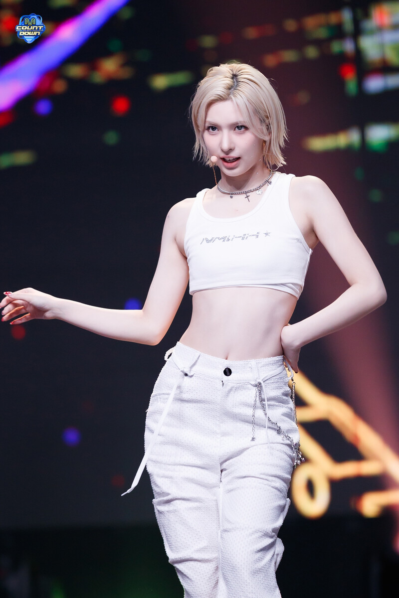 240905 NMIXX Bae - 'See that?' at M COUNTDOWN documents 1