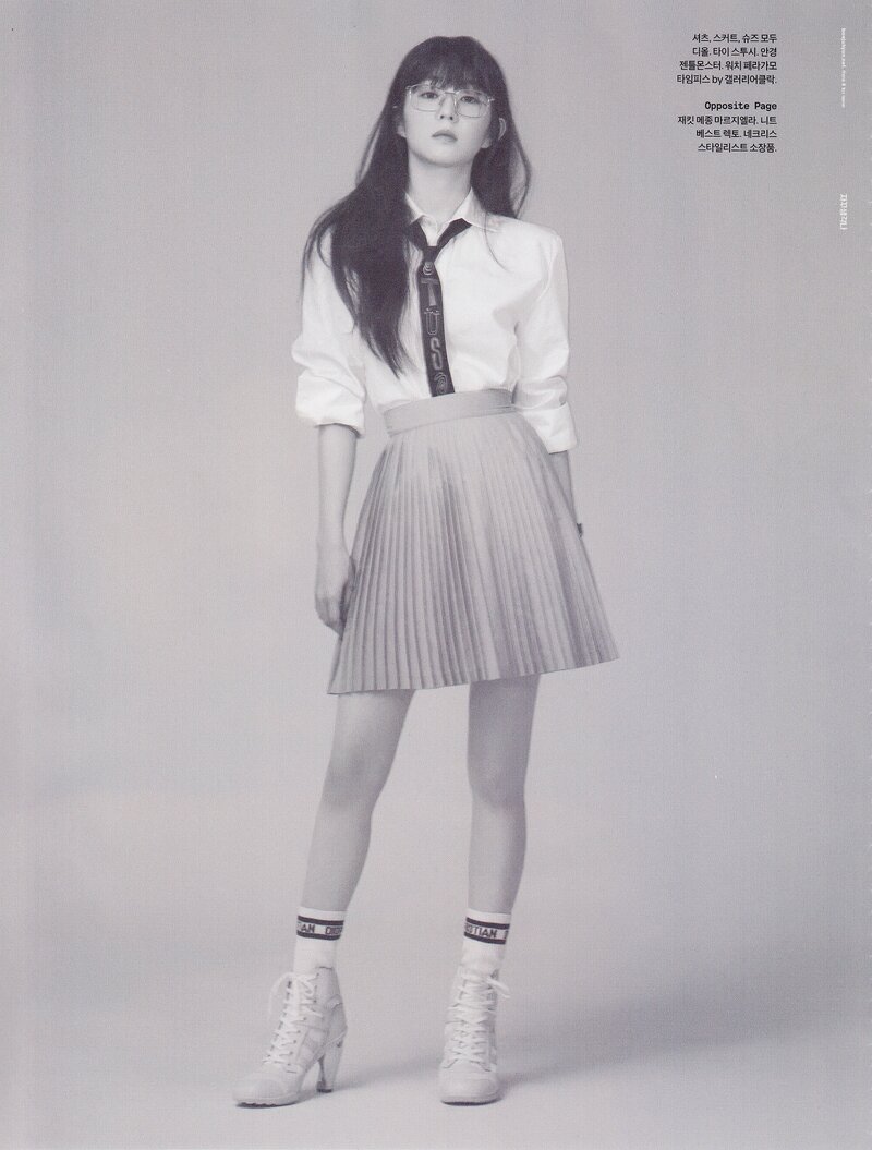 Red Velvet Irene for Esquire Magazine January 2022 Issue (Scans) documents 7