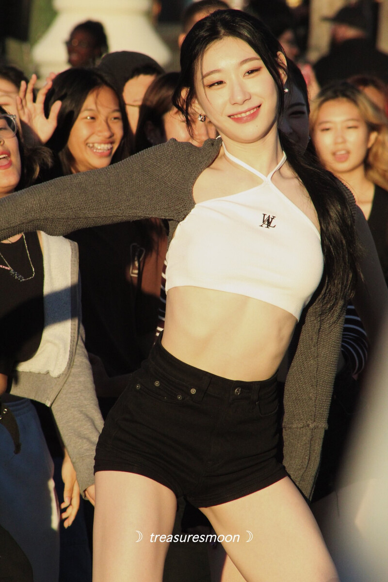 221025 ITZY Chaeryeong - Venice Beach RPD Tour documents 2