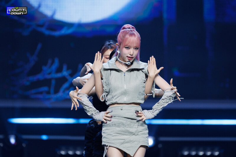 230629 YENA - 'Hate Rodrigo' & 'WICKED LOVE' at M COUNTDOWN documents 5