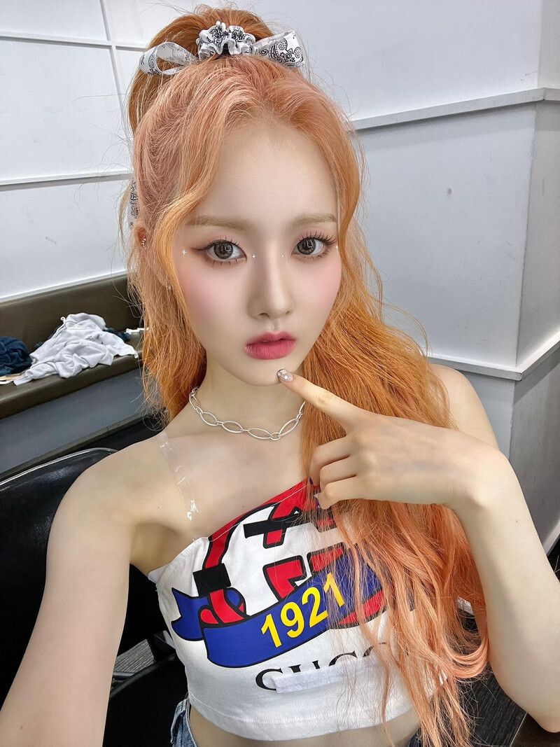 190823 STAYC Twitter Update - Sieun documents 2