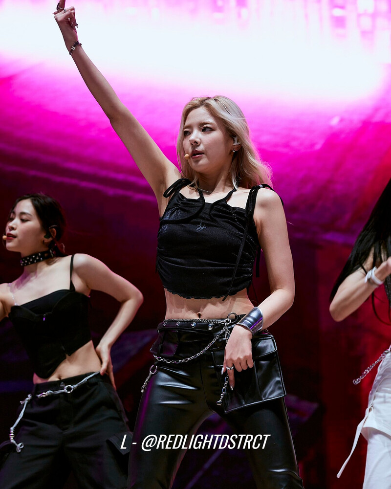 230520 ITZY Lia - Head In The Clouds Festival documents 6