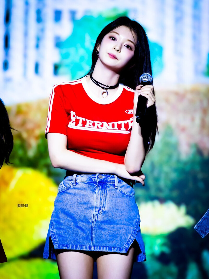 240518 fromis_9 Nagyung - Spring Breeze Campus Festival documents 10