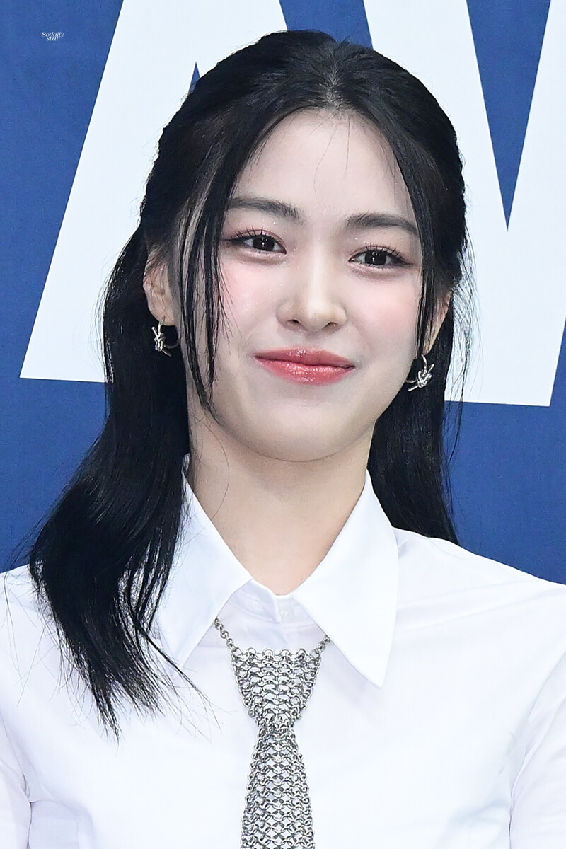 240822 ITZY Ryujin - 2024 K-World Dream Awards documents 7