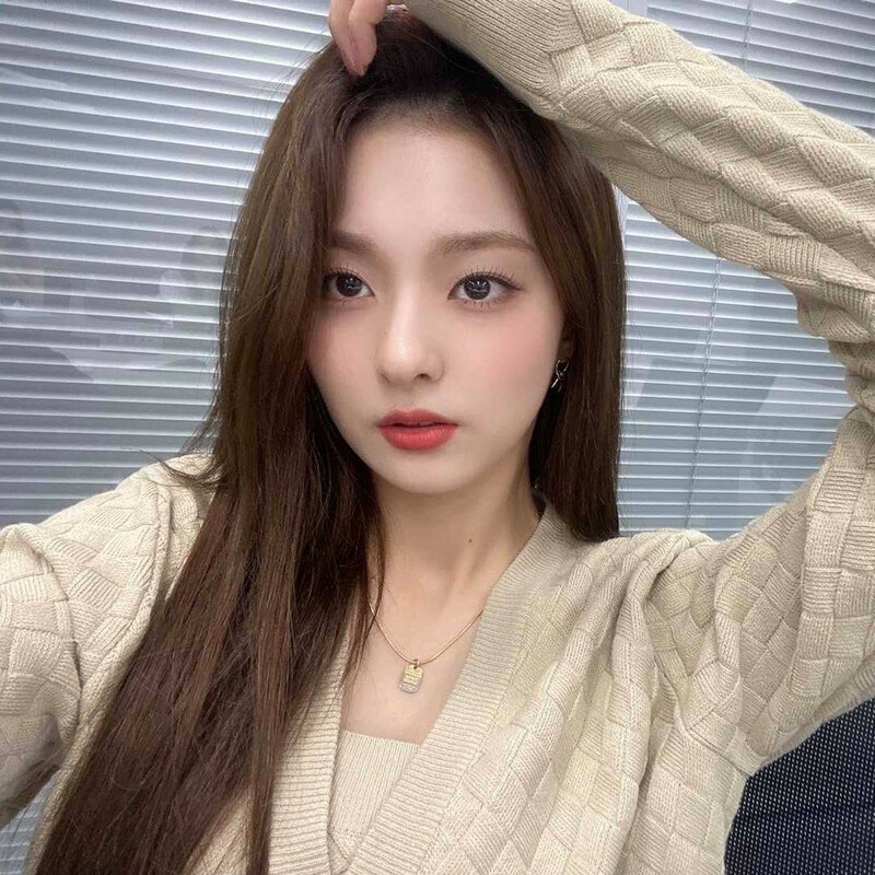 210601 fromis_9 Facebook Update - Happy Nagyung Day documents 7