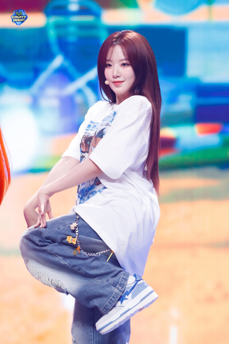 240718 (G)I-DLE Shuhua - 'Klaxon' at M COUNTDOWN documents 2