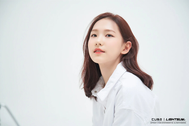 210514 Cube Naver Post - LIGHTSUM's Debut Profile Shoot Behind documents 17