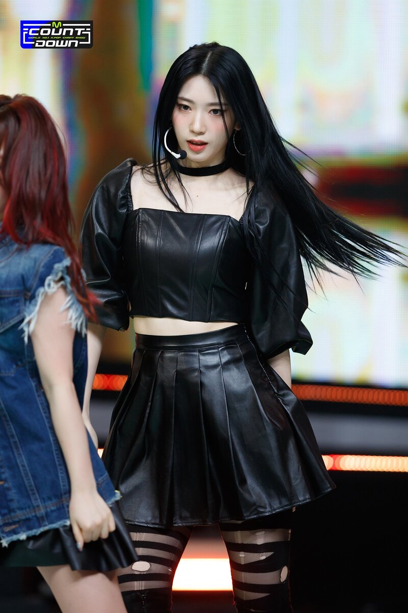 220303 Rocket Punch - 'CHIQUITA' at M Countdown documents 12