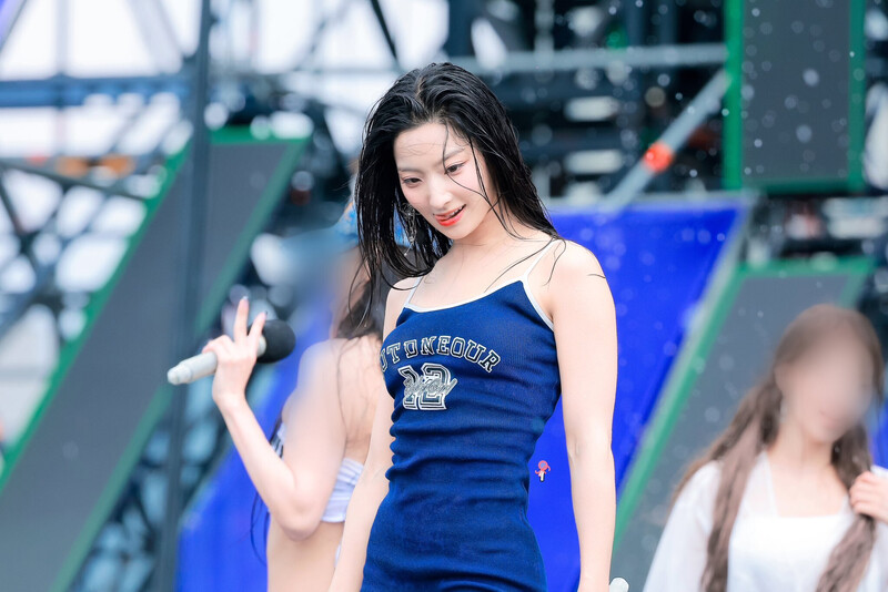 240705 fromis_9 Saerom - Waterbomb Festival in Seoul Day 1 documents 1