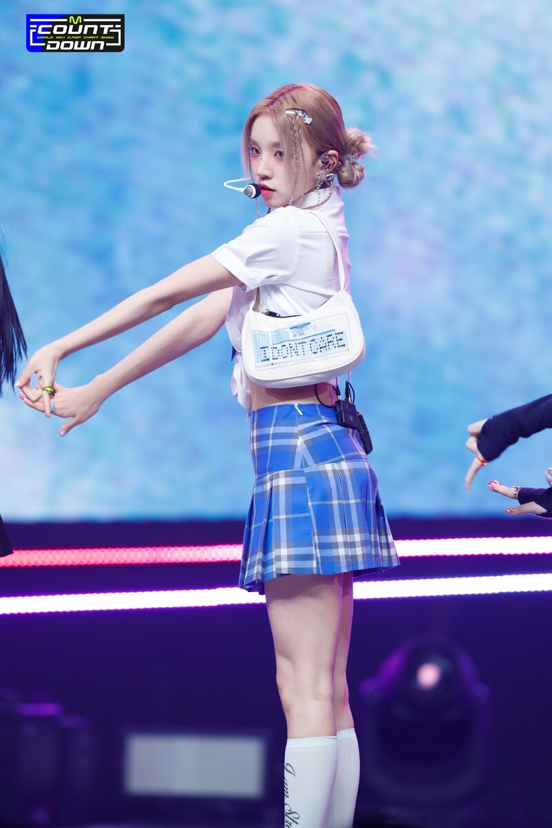 230601 (G)I-DLE Yuqi - 'Queencard' at M COUNTDOWN documents 4
