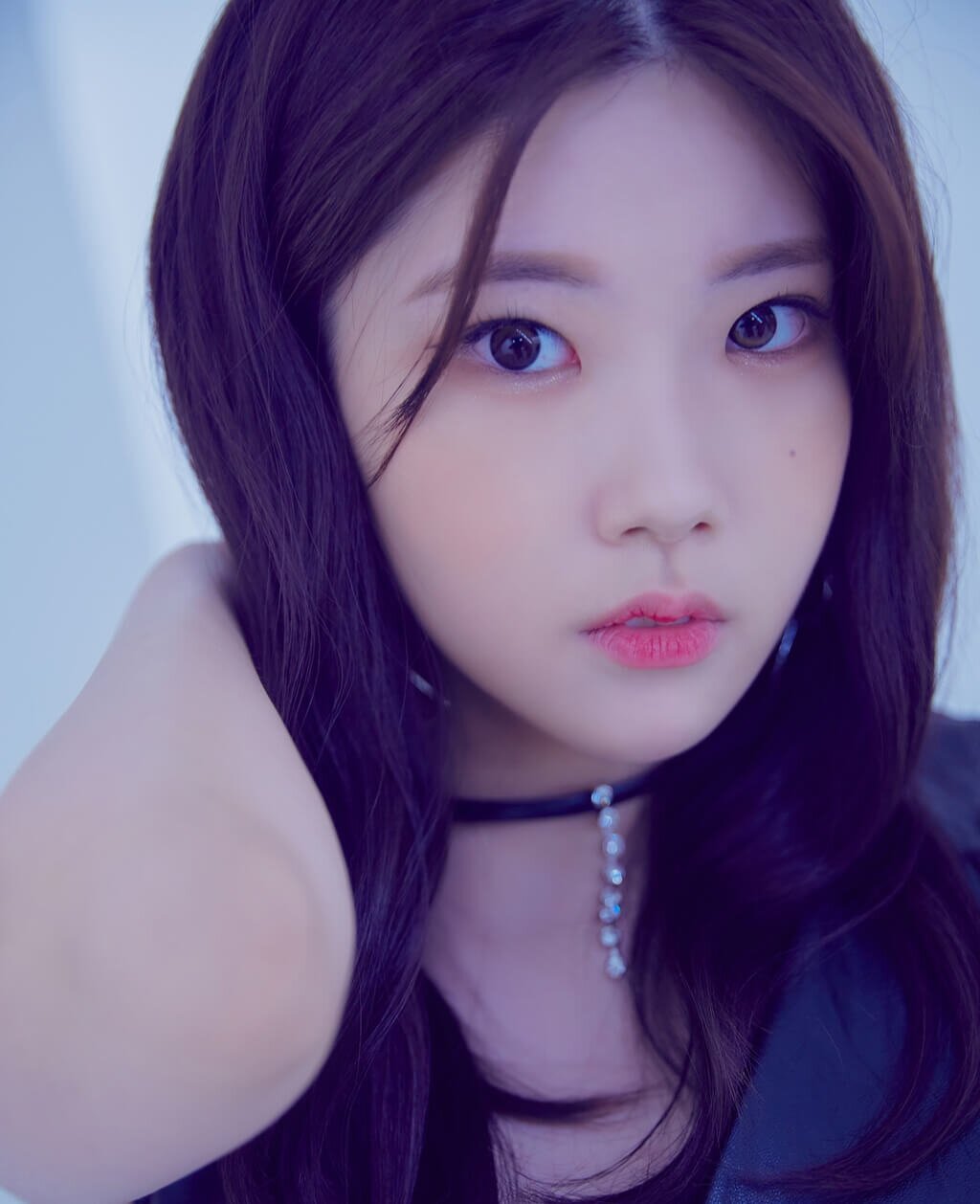 Yoon-Chaewon-My-Teenage-Girl-profile-photos-documents-5.jpeg