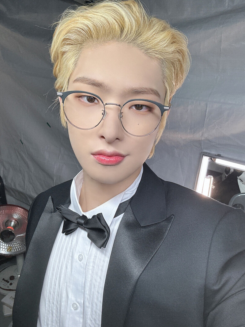 221225 ATEEZ Twitter Update - Mingi documents 1