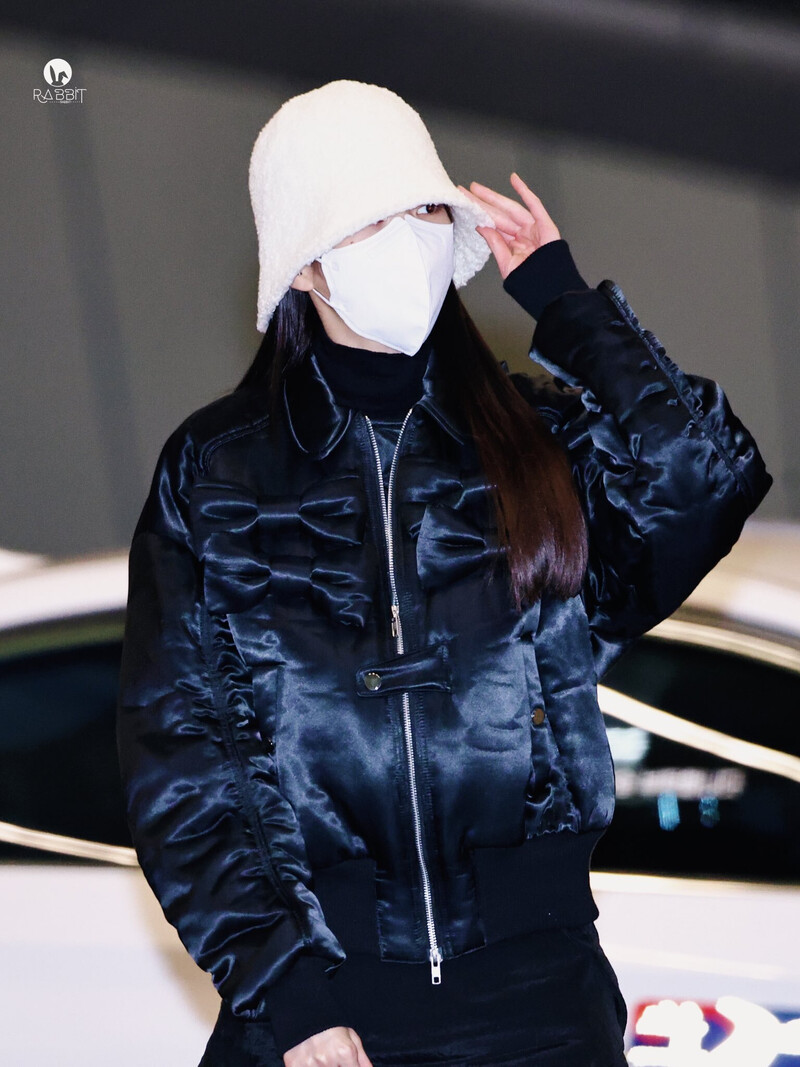 231213 WONYOUNG AT INCHEON INTERNATIONAL AIRPORT documents 2