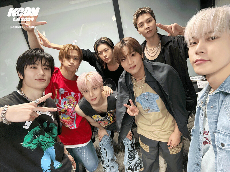 240731 KCON USA X Update with NCT 127 - Greenroom Selfie documents 1