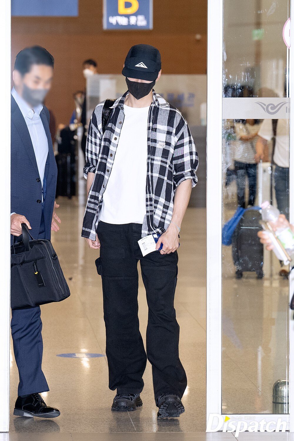 230606 Cha Eunwoo at Incheon International Airport Departure to Paris,  France for Chaumet Event