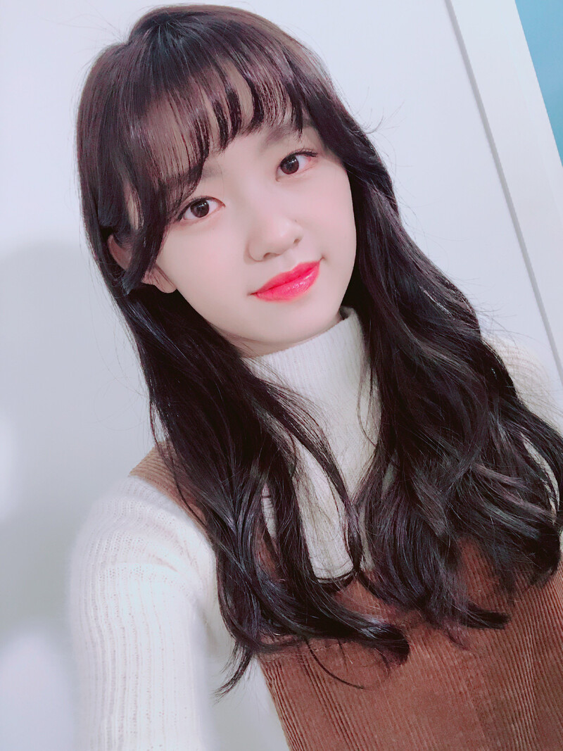 181128 Cherry Bullet's KOKORO - Behind the Scenes Photos documents 4